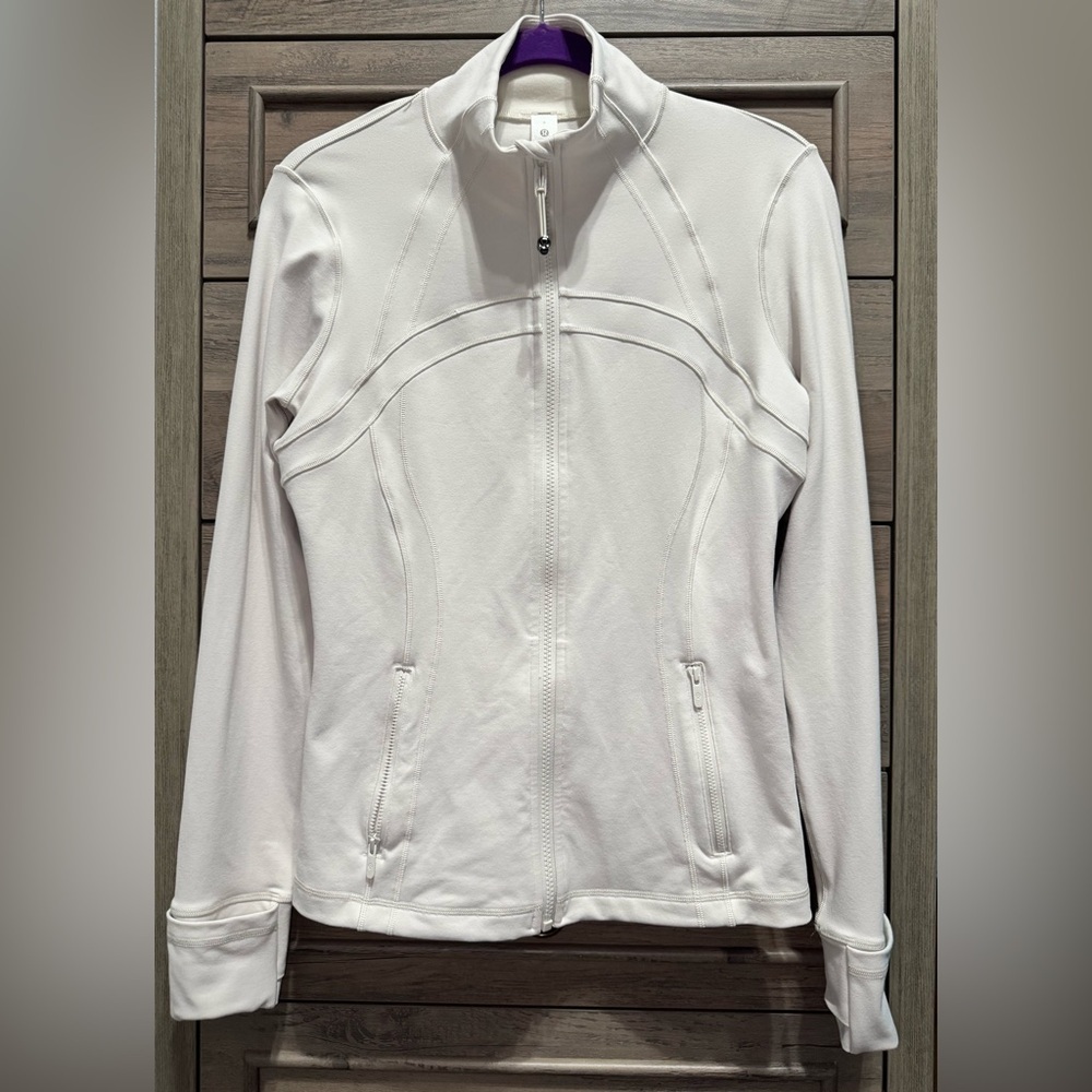 NWT Lululemon Define Jacket *Luon in Bone Size 8